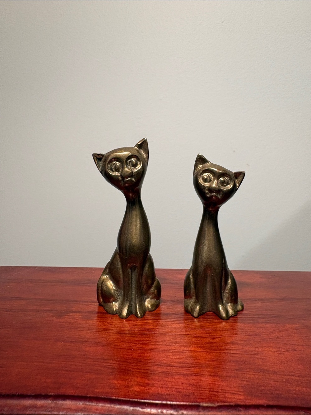 Vintage Small Brass Cat Pair